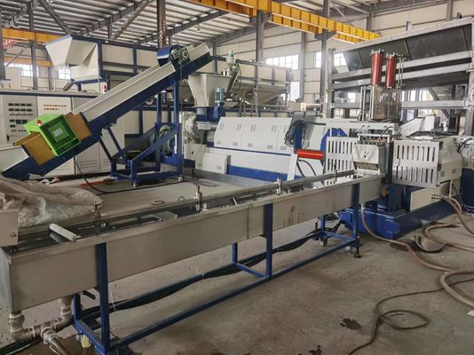 Máquina de extrusión de película de plástico LDPE de dos etapas con un solo tornillo 500 - 1200 kg/h